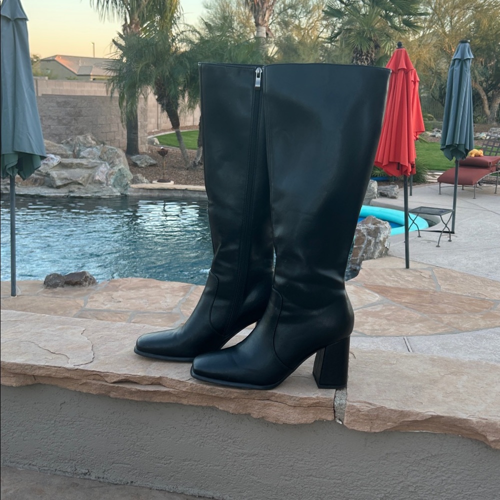 Classic Knee High Leather Boots with Square Toe Sturdy Heal - Picture 2 of 4